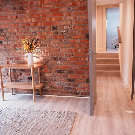 Spire Entire Attic Apartment No Kitchen Dublin Ngoại thất bức ảnh