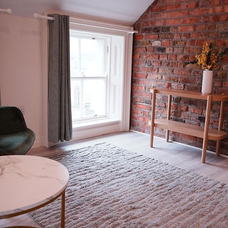 Spire Entire Attic Apartment No Kitchen Dublin Ngoại thất bức ảnh