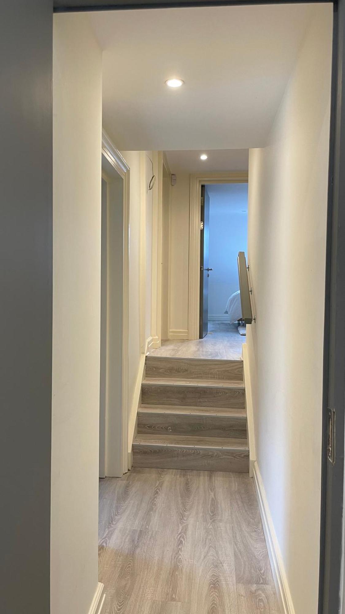 Spire Entire Attic Apartment No Kitchen Dublin Ngoại thất bức ảnh